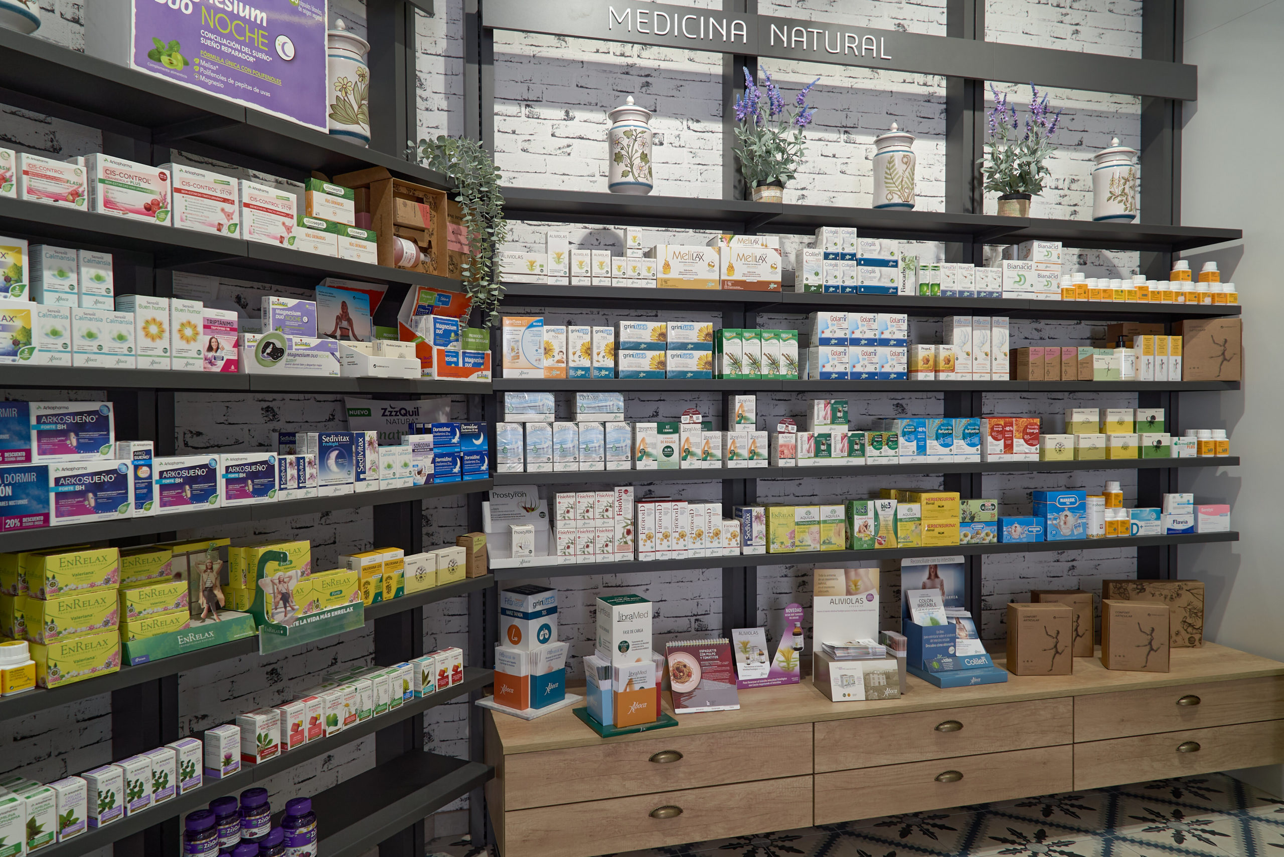 farmacia elda productos scaled 1